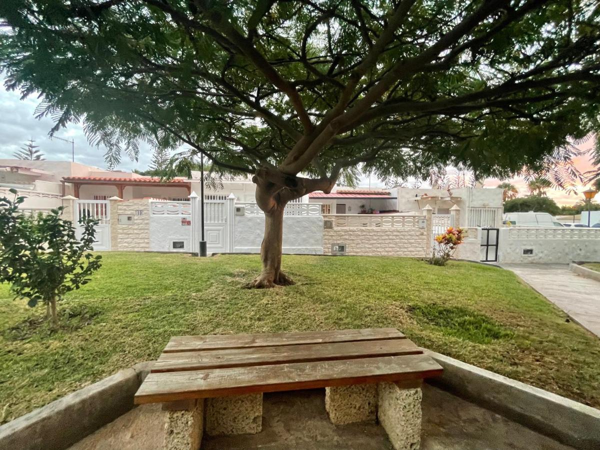 Cozy Bungalow Costa Del Silencio Bagian luar foto